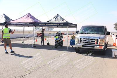 media/Nov-03-2025-Lets Ride (Mon) [[4d74c1c4d3]]/B Group/Grid/